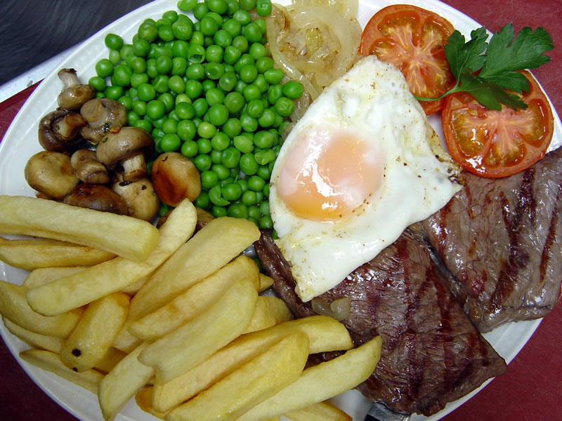Old Crown Weybridge Elmbridge Pub Food - Steak Meal